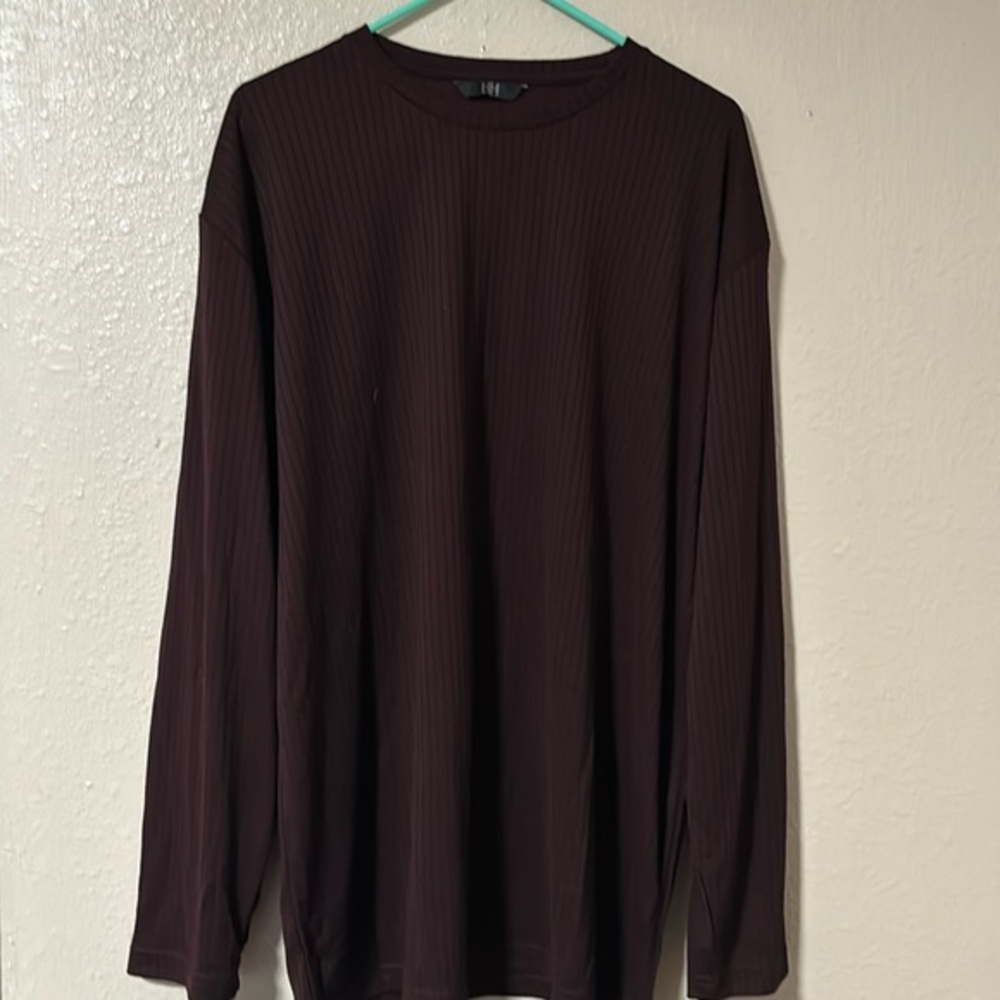 Mens H&H maroon XL shirt